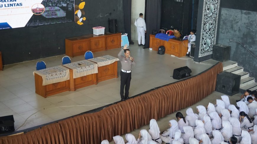 Polres Malang Gencarkan Edukasi Keselamatan Berkendara bagi Pelajar
